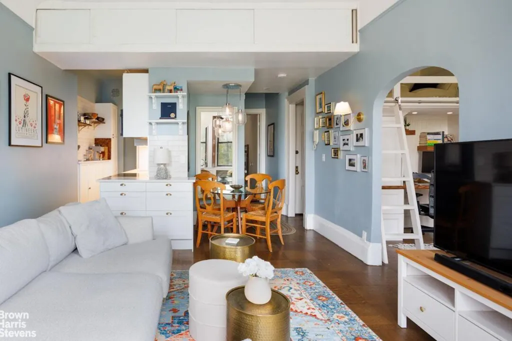 Property photo 3 of 11 <Alttext/>