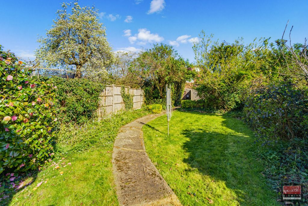 Property photo 3 of 19