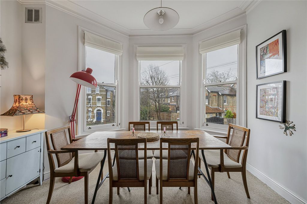 Property photo 3 of 12 Picture No. 32