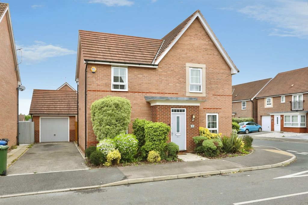 Property photo 1 of 18