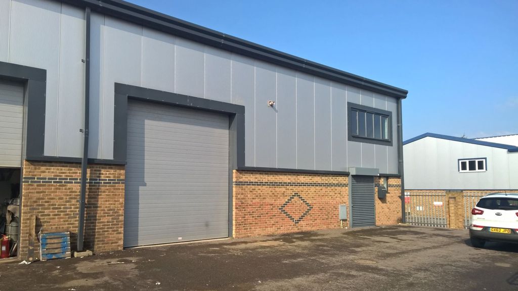 Property photo 1 of 22