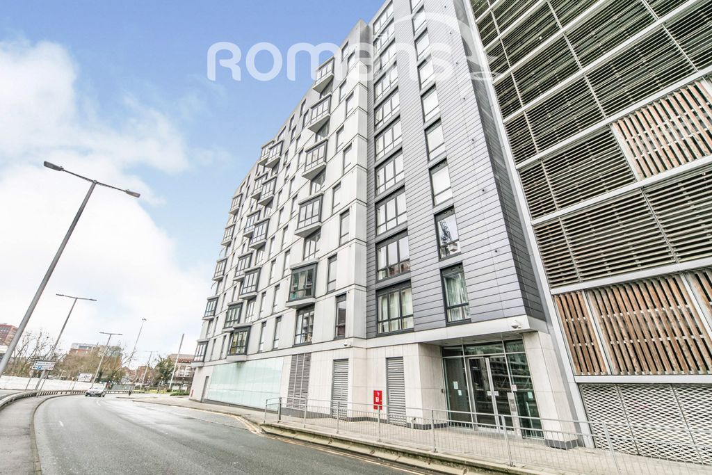 Property photo 1 of 8 1Cae7630-2894-45A1-8