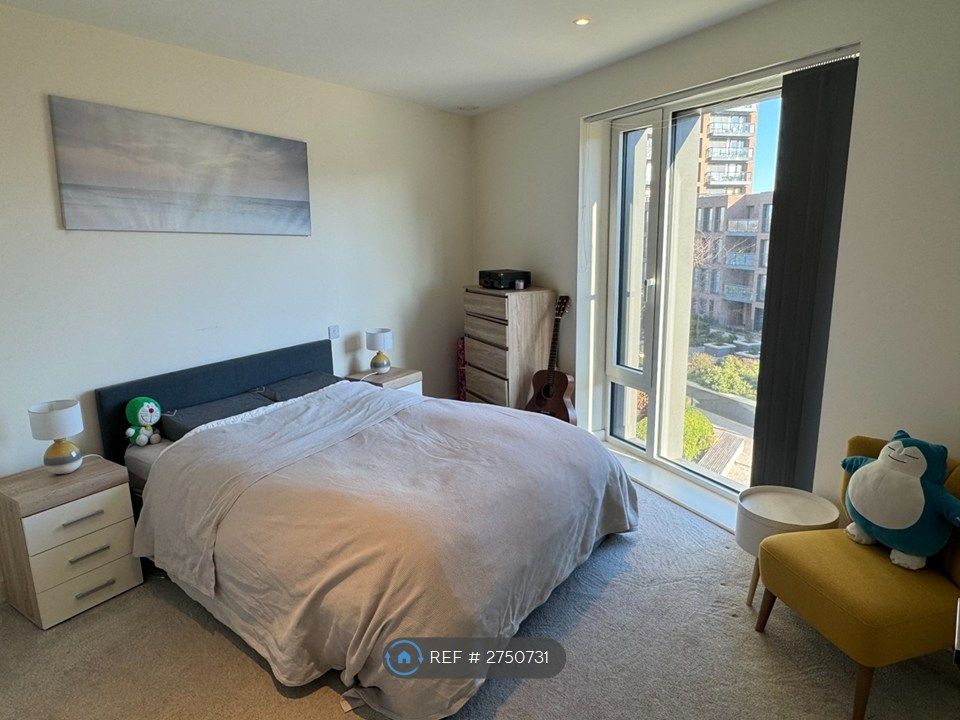 Property photo 1 of 8 Bedroom