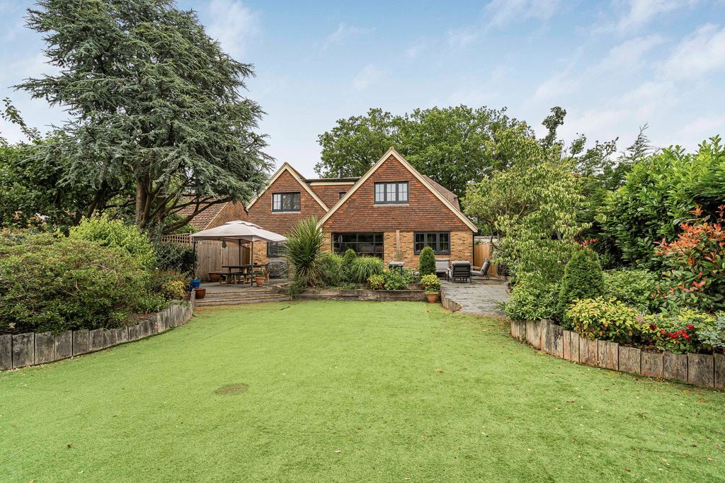 Property photo 1 of 30