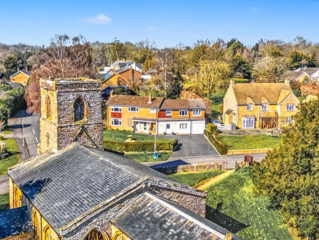 Property photo 2 of 63 35685610