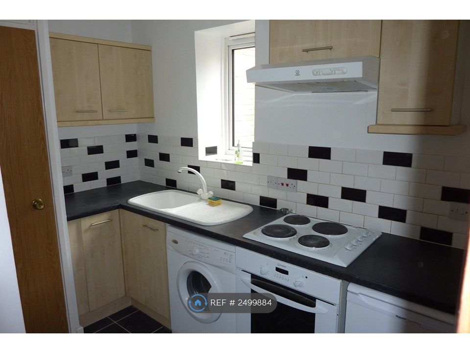 Property photo 3 of 5