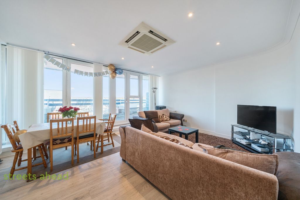 Property photo 1 of 18 538A5564-3d55-4c3...