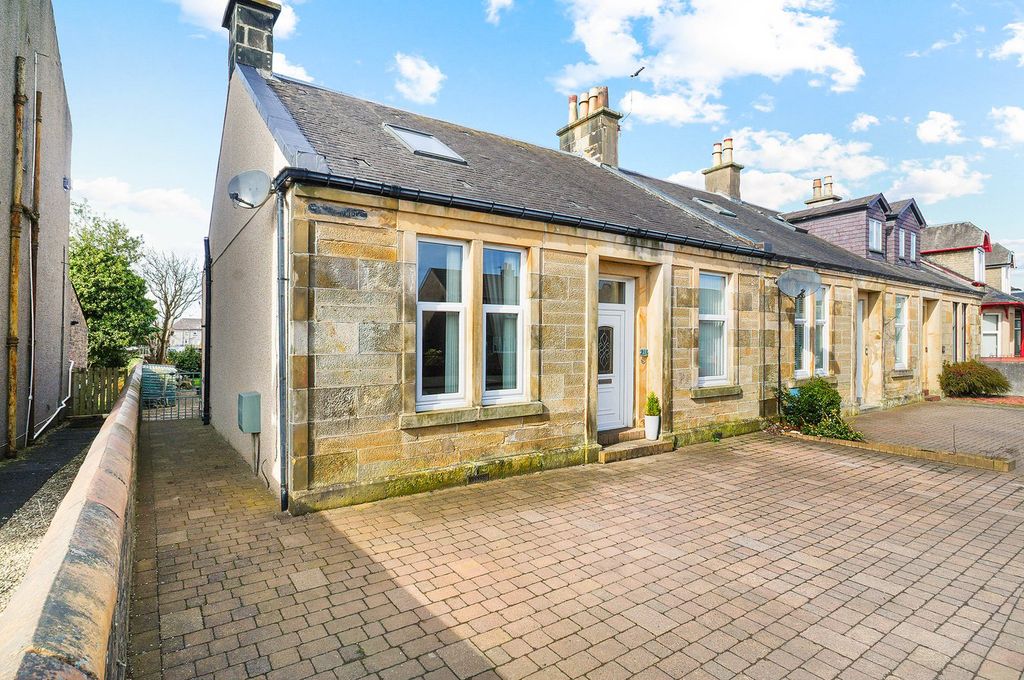 Property photo 1 of 29