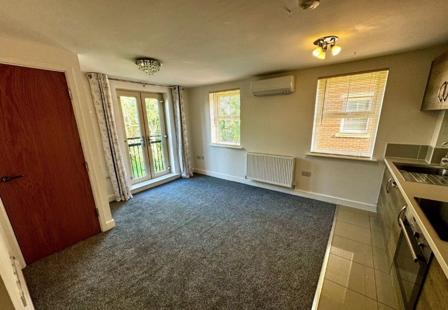 Property photo 2 of 11 Picture No. 30