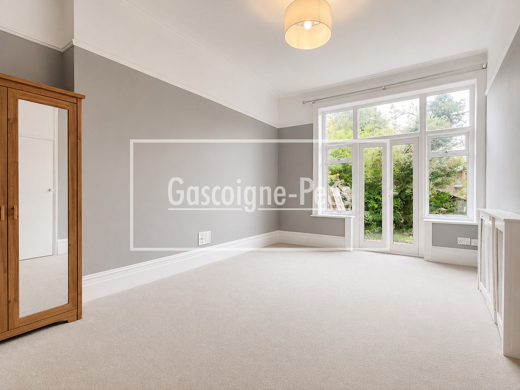 Property photo 3 of 5