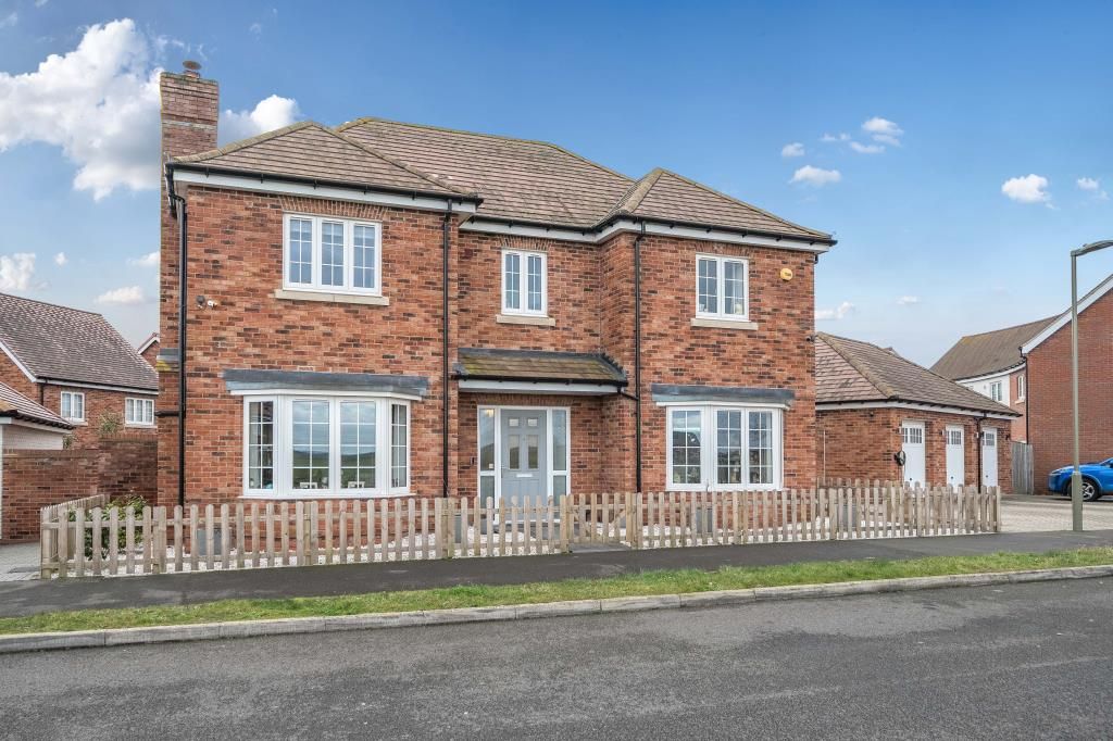 Property photo 1 of 21 External View