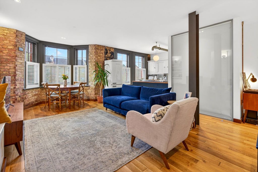 Property photo 2 of 26 For Sale 2 Bedroom Flat 4 Ranger Mansions Crystal Palace Se19 Nested Estate Agents Photography Video  Floor Plan