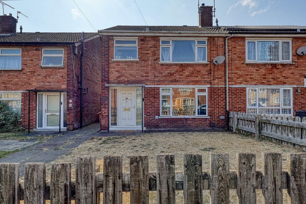 Property photo 1 of 11 Frontal
