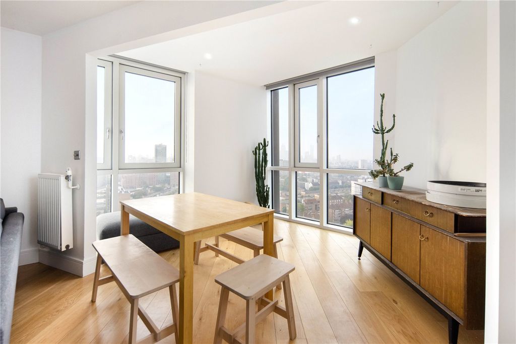 Property photo 2 of 14 Picture No. 02