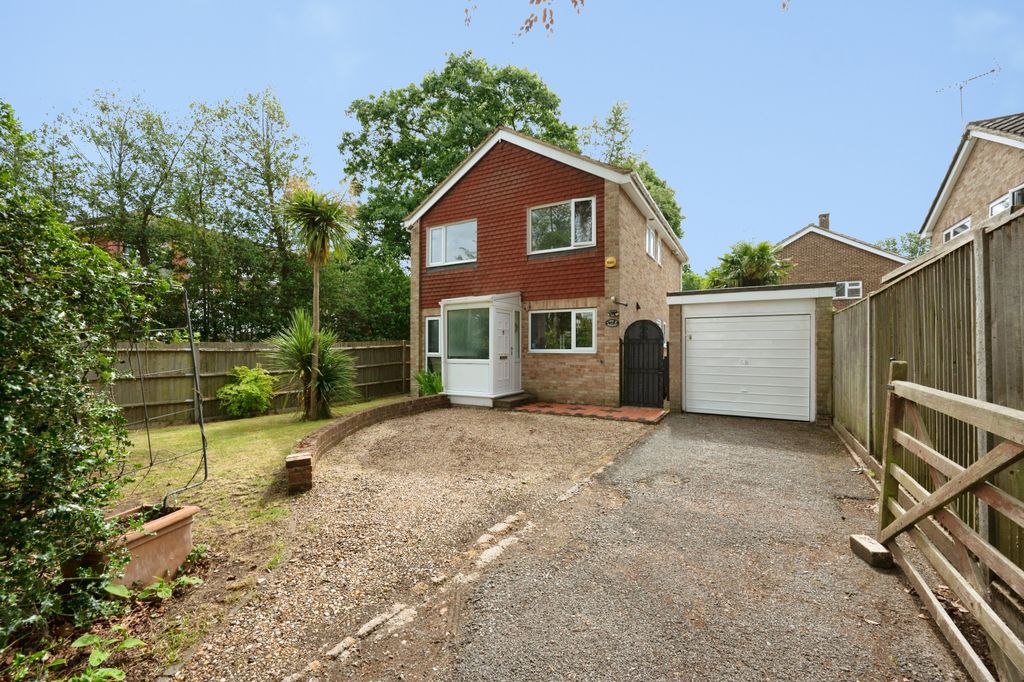 Property photo 2 of 21