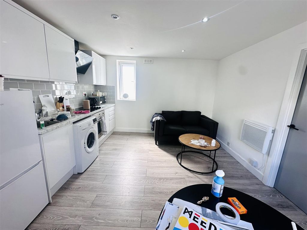 Property photo 2 of 7 Img_3892.Jpg