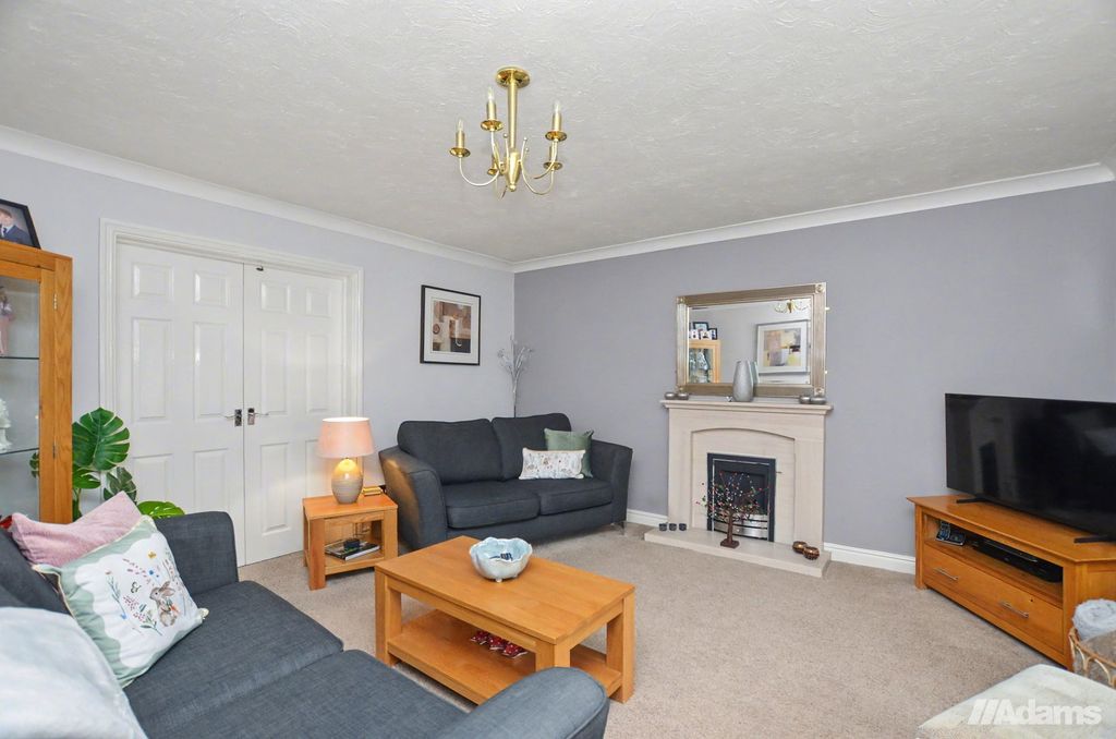 Property photo 2 of 26