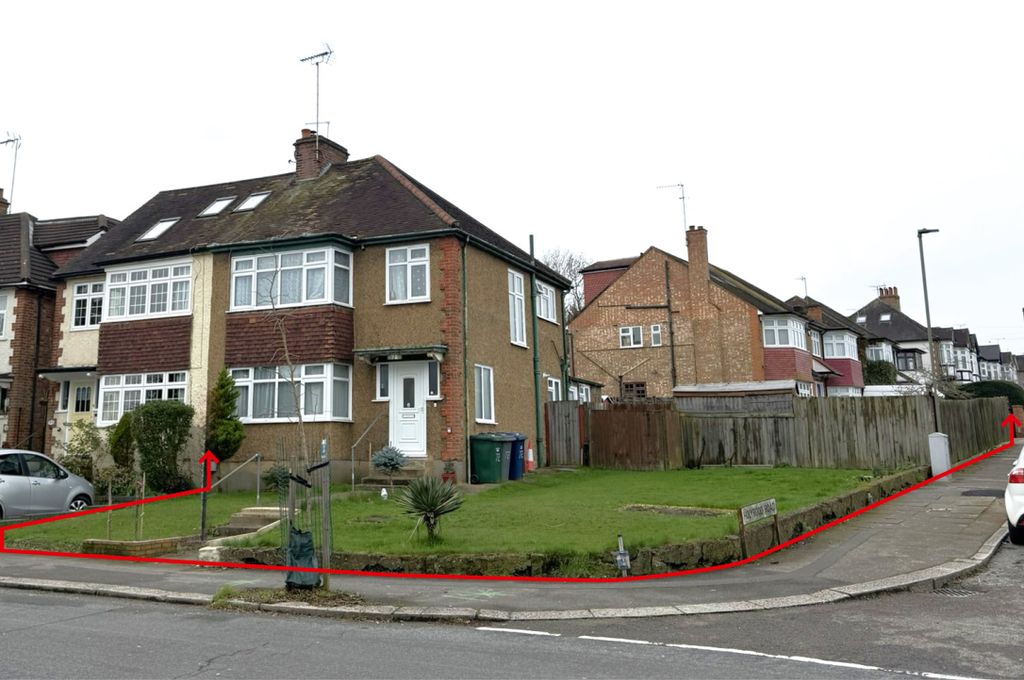 Property photo 1 of 4