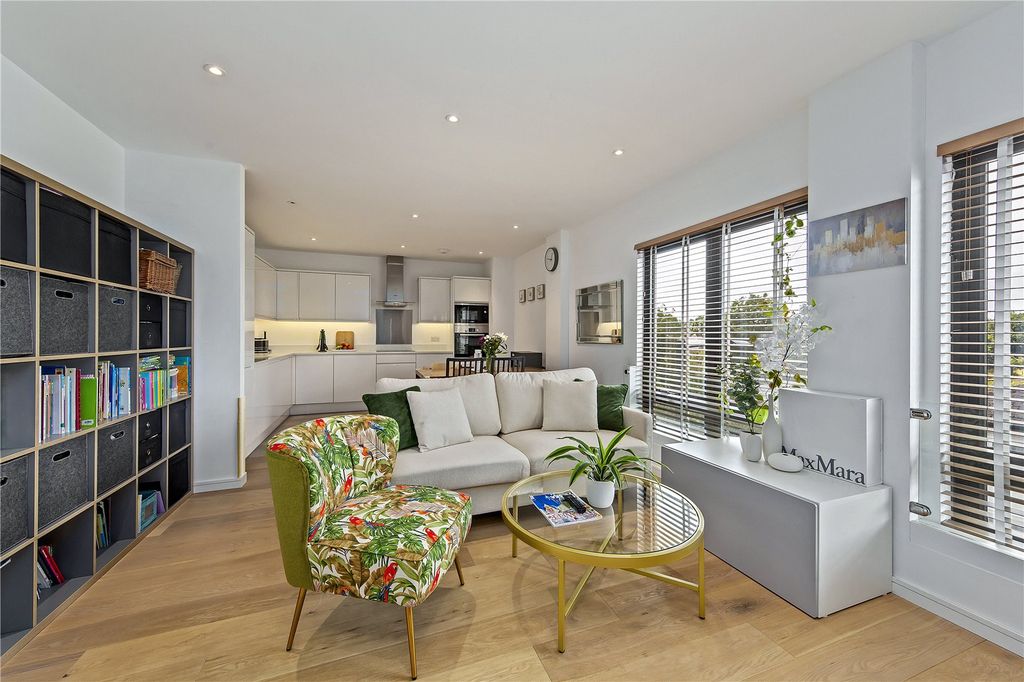 Property photo 1 of 14 Picture No. 05