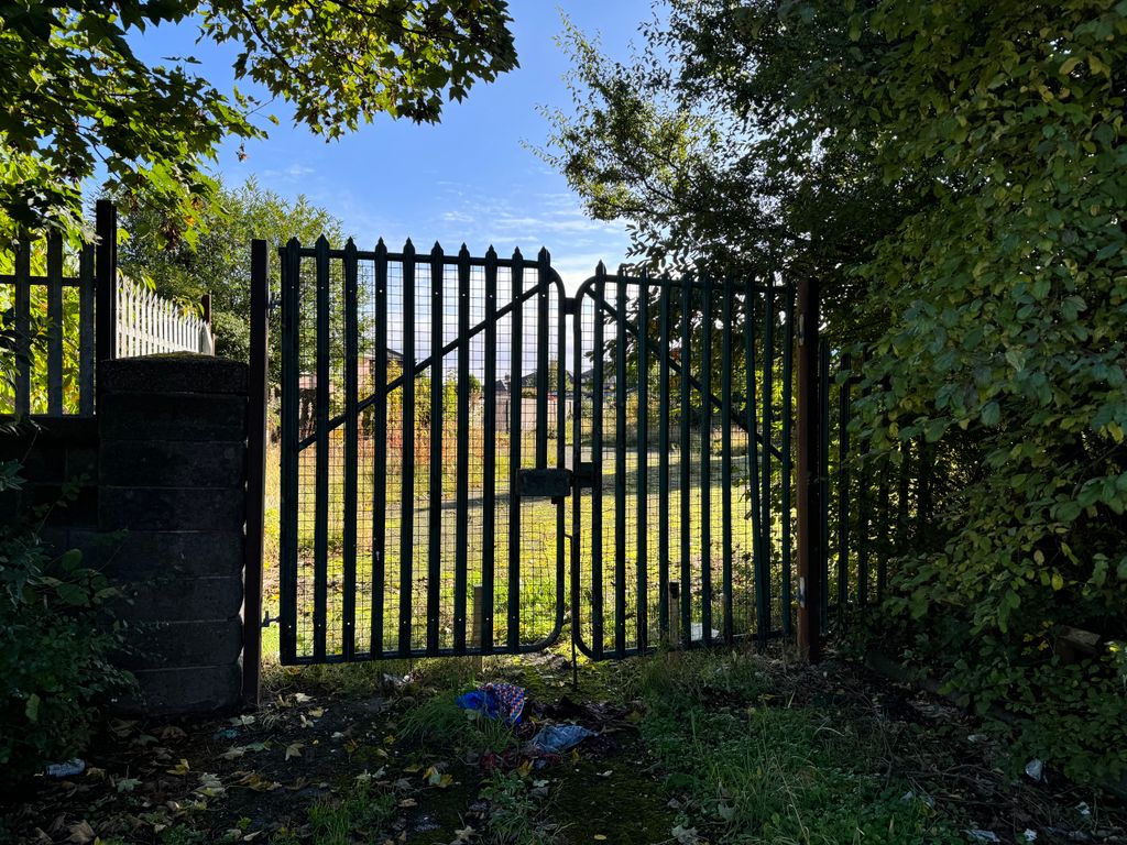 Property photo 3 of 3