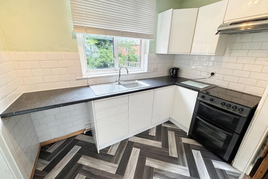 Property photo 3 of 17 3.Jpg