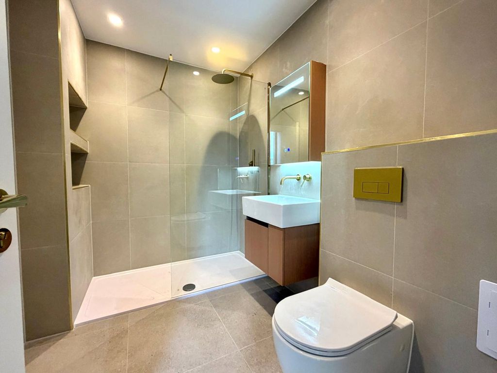 Property photo 1 of 9 Picture No. 02