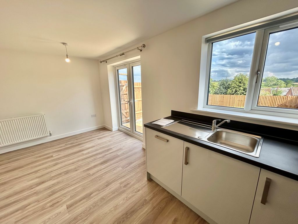 Property photo 3 of 15 Image