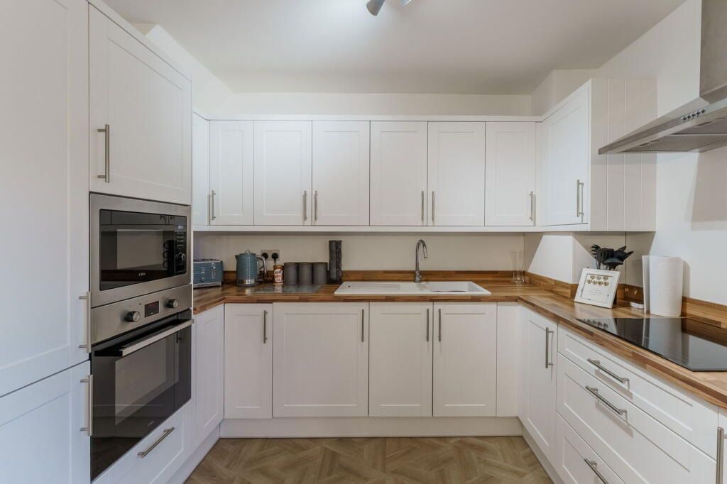 Property photo 3 of 30