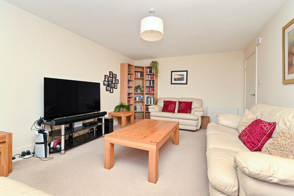 Property photo 3 of 17 Property Image 3