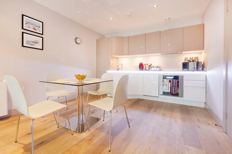 Property photo 2 of 15 Photo 5