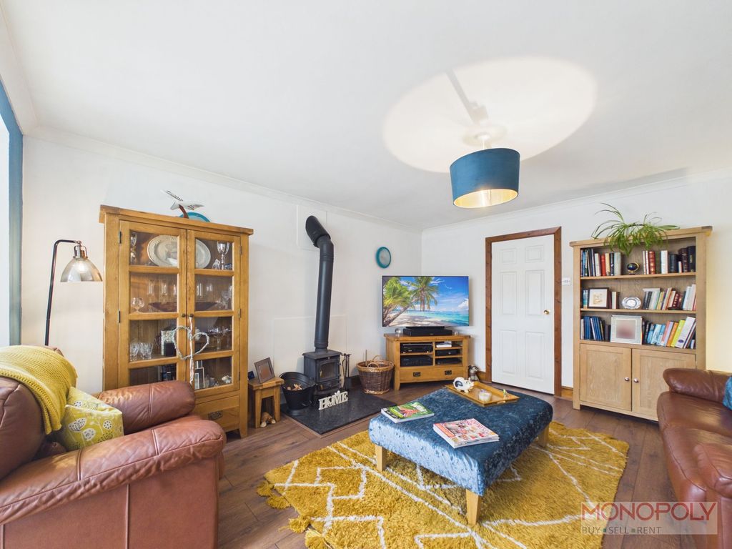 Property photo 3 of 24