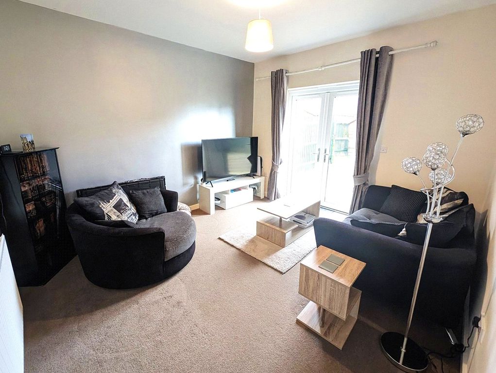 Property photo 2 of 11 Picture No. 40