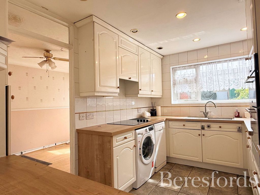 Property photo 3 of 19 Picture No. 13