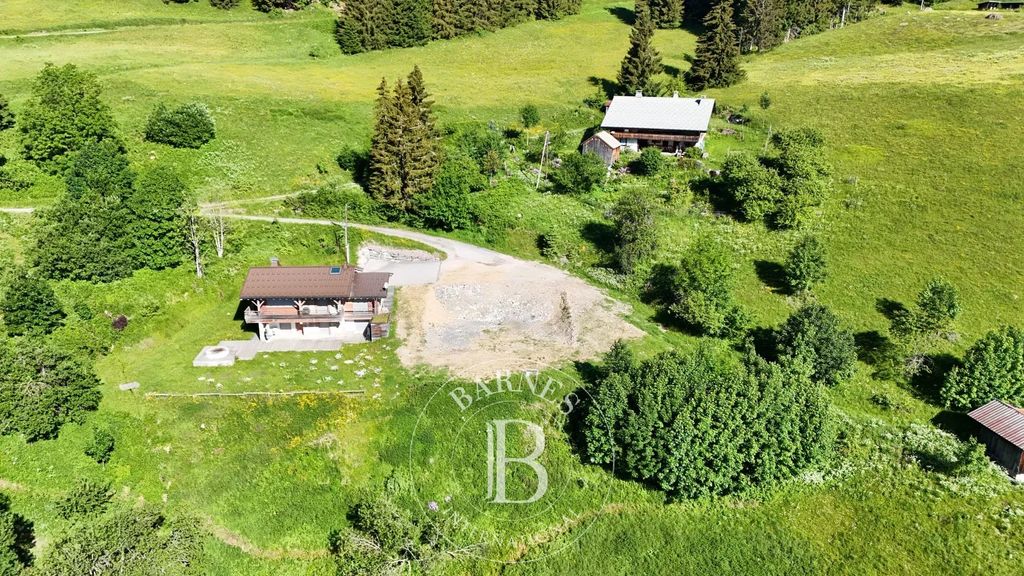 Property photo 3 of 12