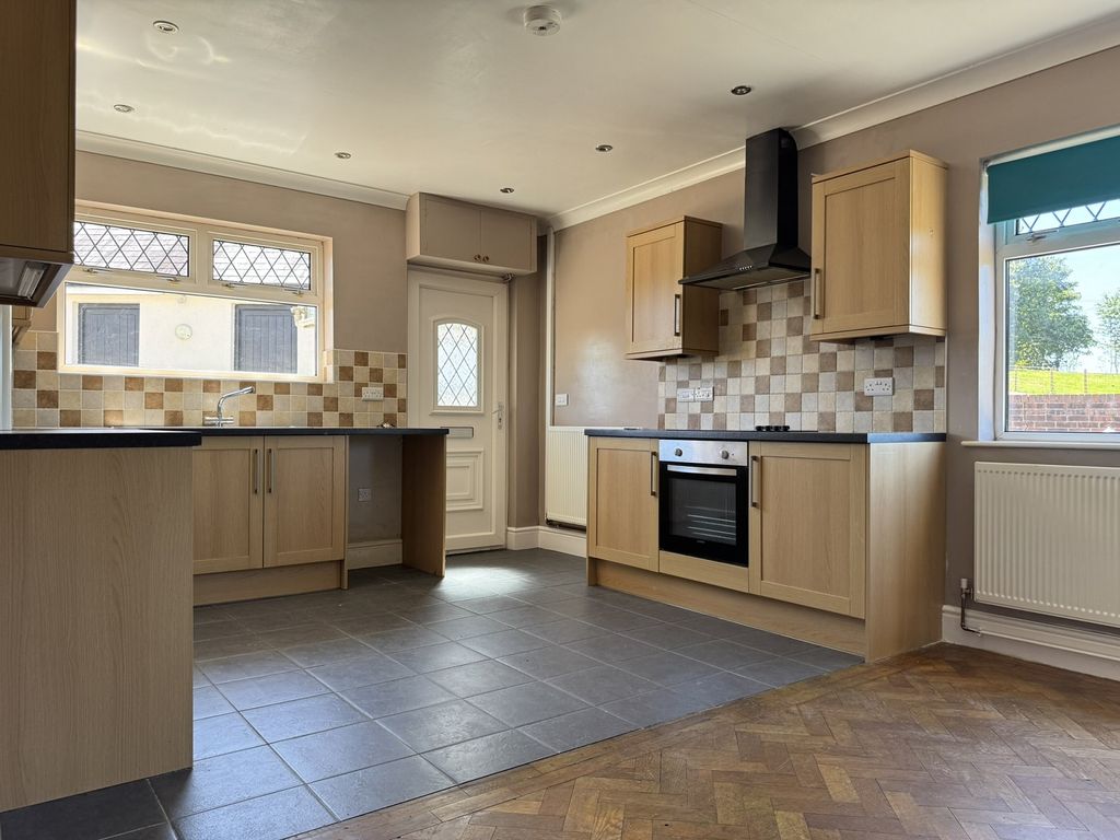 Property photo 3 of 19 Not Specified