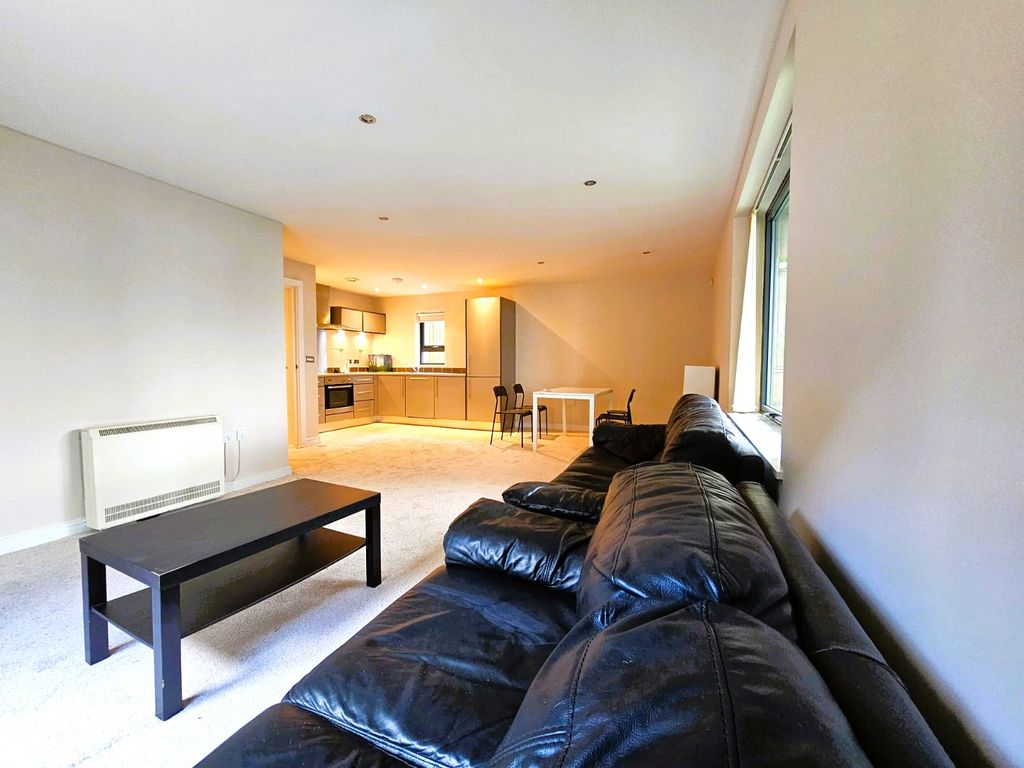 Property photo 3 of 8