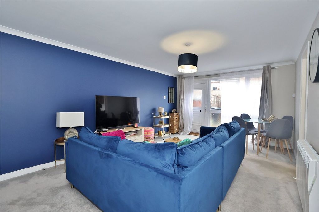 Property photo 2 of 11 Picture 2