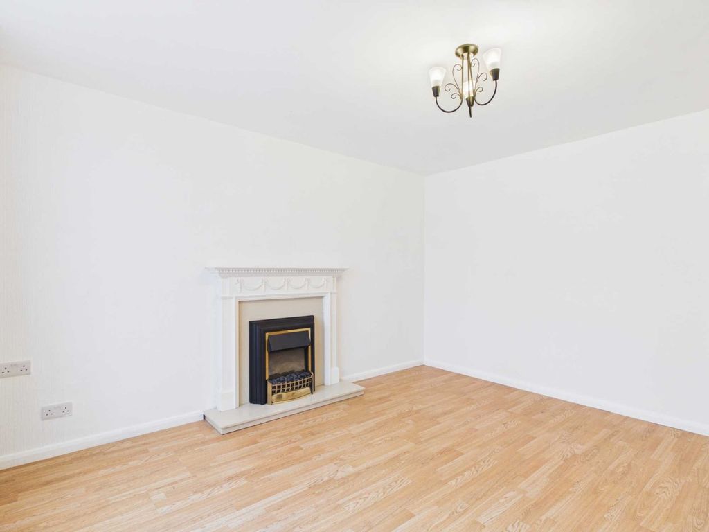 Property photo 3 of 14 Picture No. 11