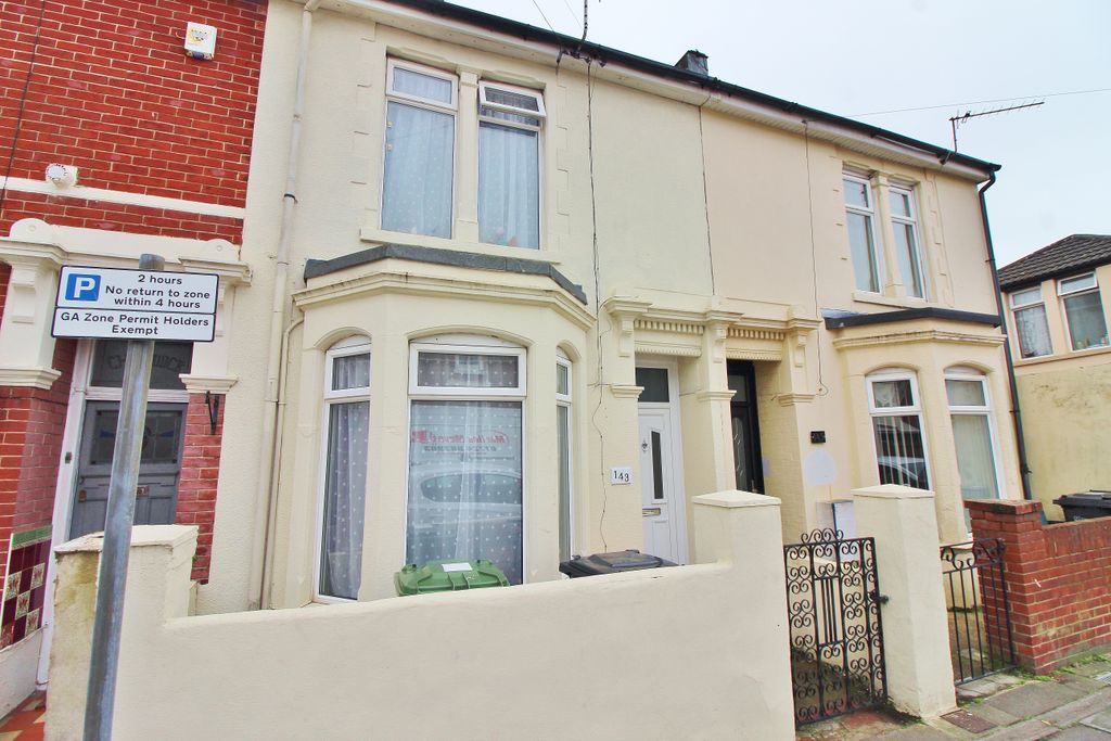 Property photo 1 of 9