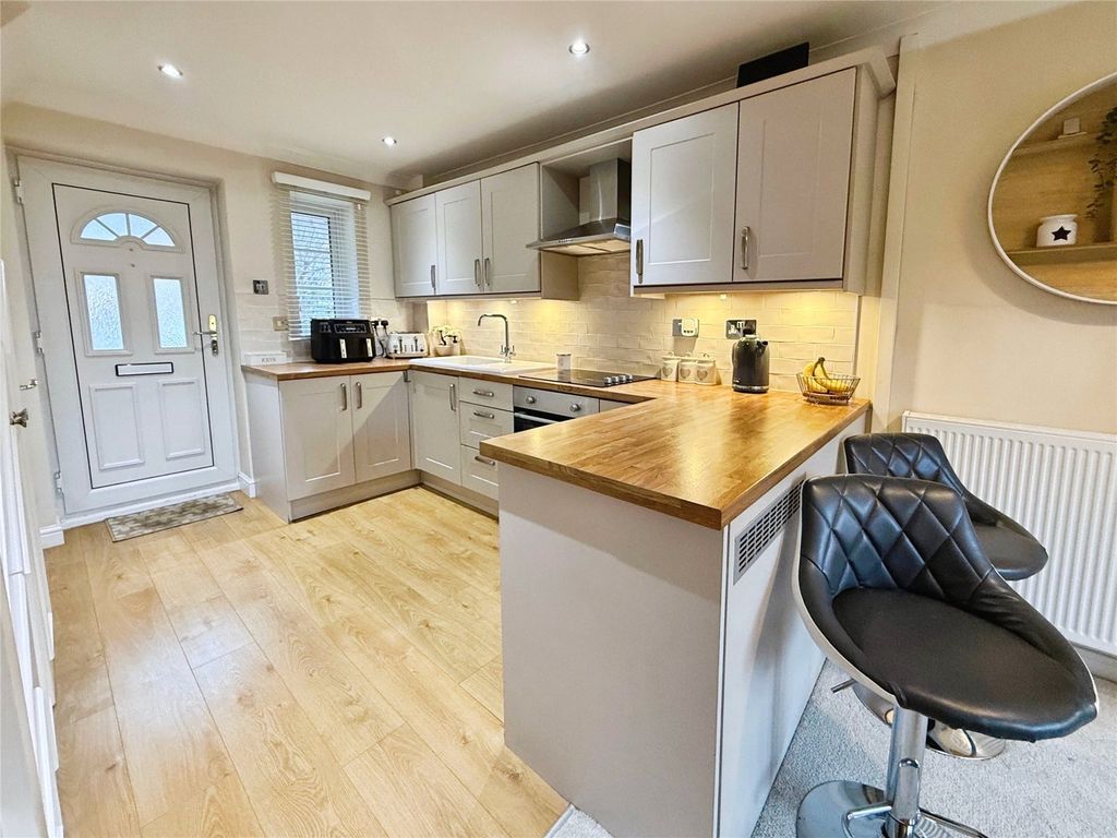 Property photo 2 of 11 Open Plan Living