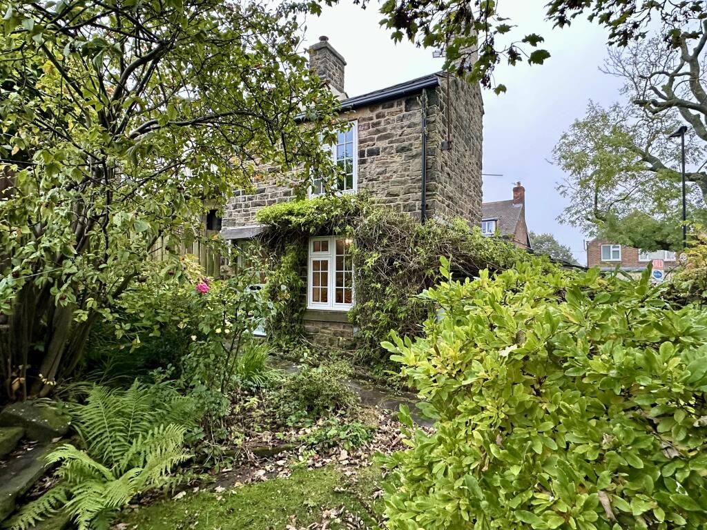Property photo 1 of 9