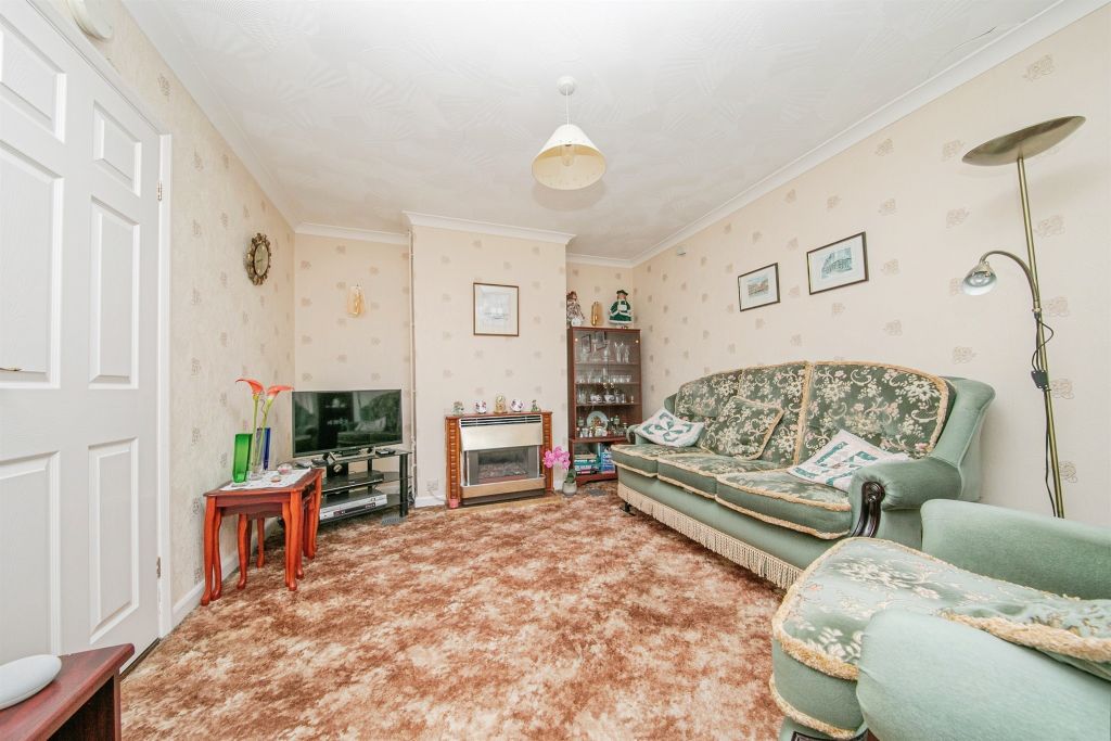 Property photo 3 of 17