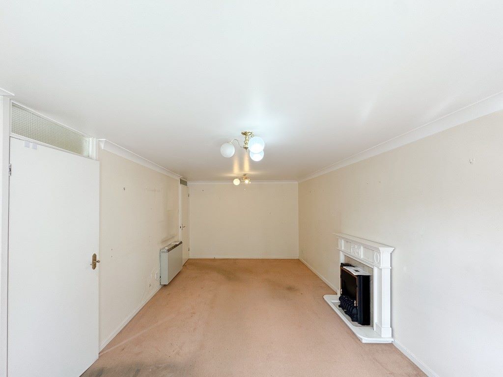 Property photo 3 of 8
