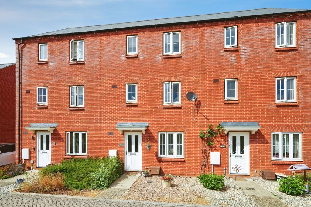 Property photo 1 of 19 Pbox-Img.Jpg