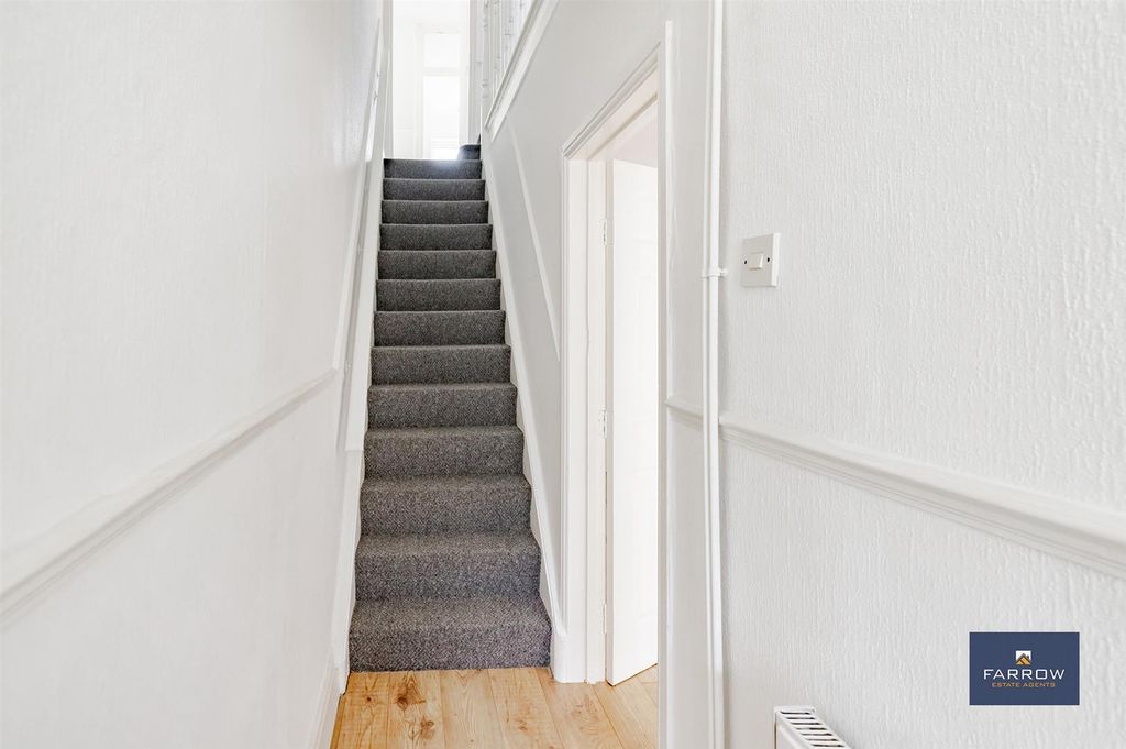 Property photo 2 of 33 Hallway