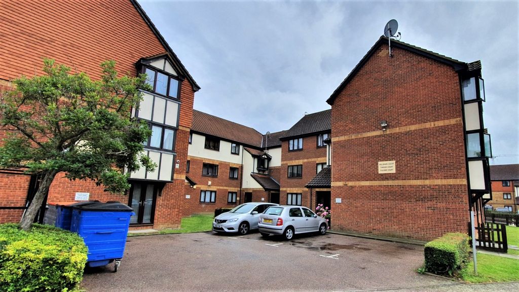 Property photo 1 of 9 2 Double Bedroom Flat