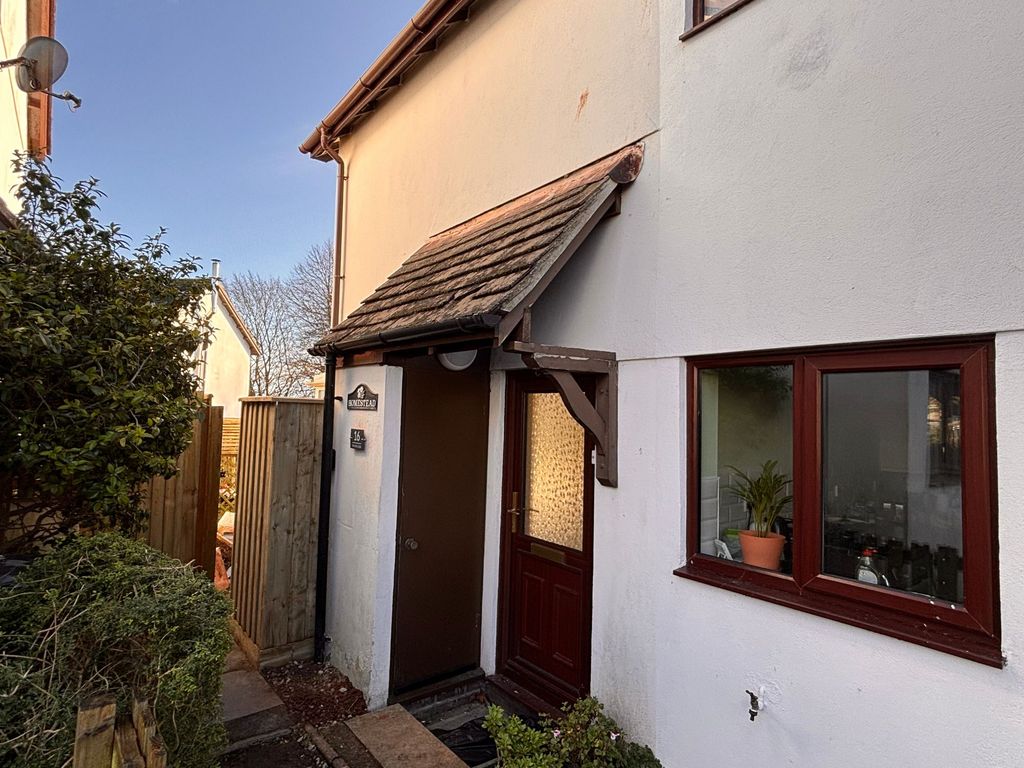 Property photo 1 of 9 Exterior