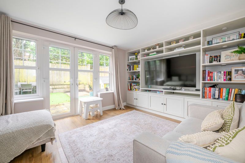 Property photo 3 of 15 Photo 2