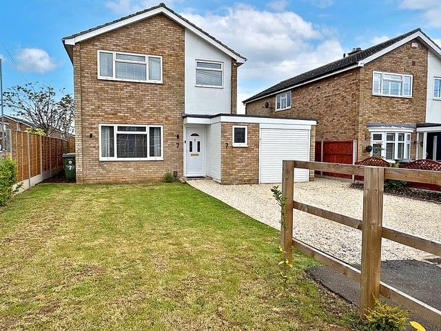 Property photo 1 of 18 4