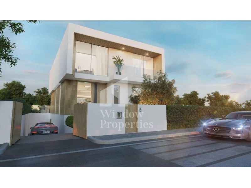 Property photo 3 of 18